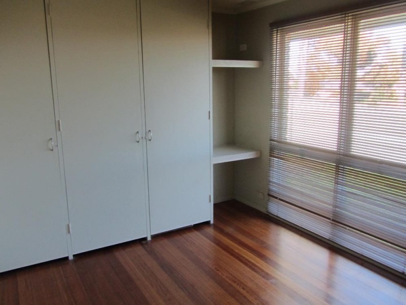 2 Algona Road, Lavington NSW 2641