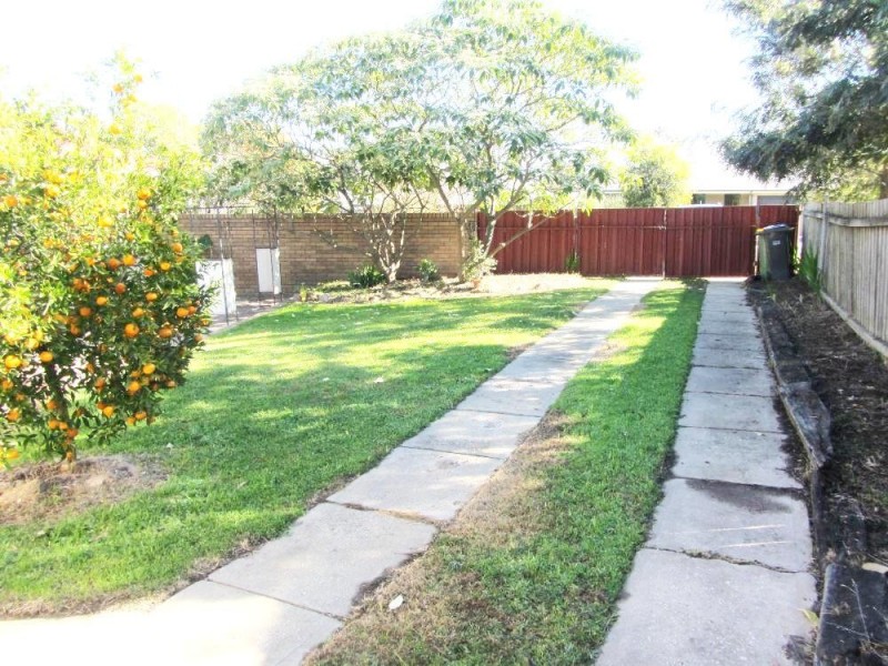 2 Algona Road, Lavington NSW 2641