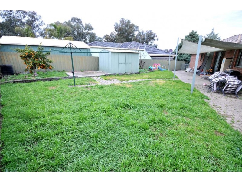 1 Barook Place, Lavington NSW 2641