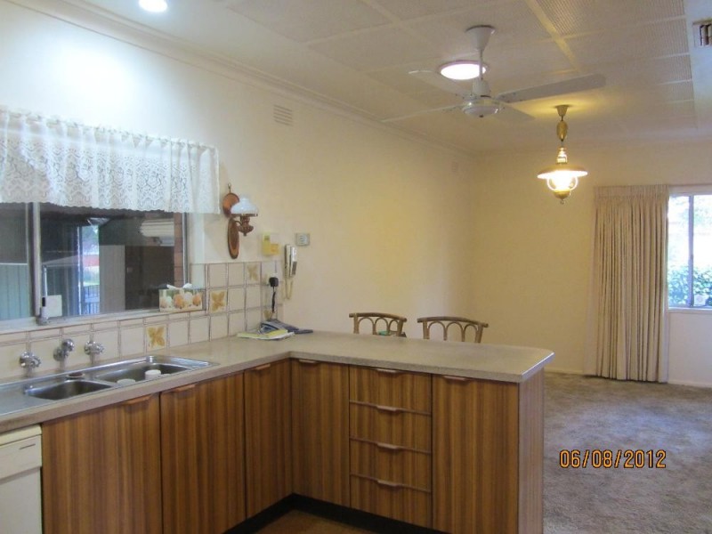 442 Parnall Street, Lavington NSW 2641