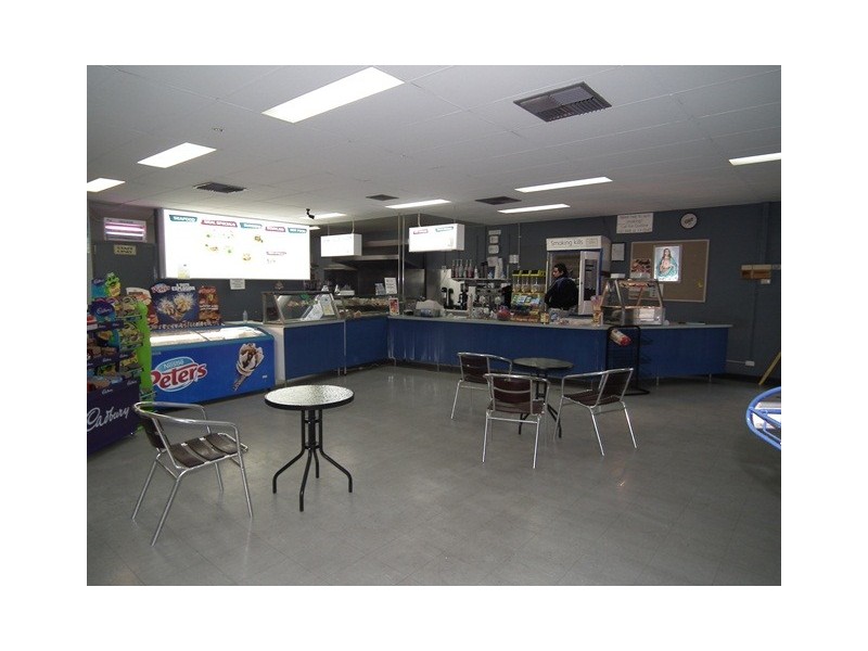 453 Schaefer Street, Lavington NSW 2641