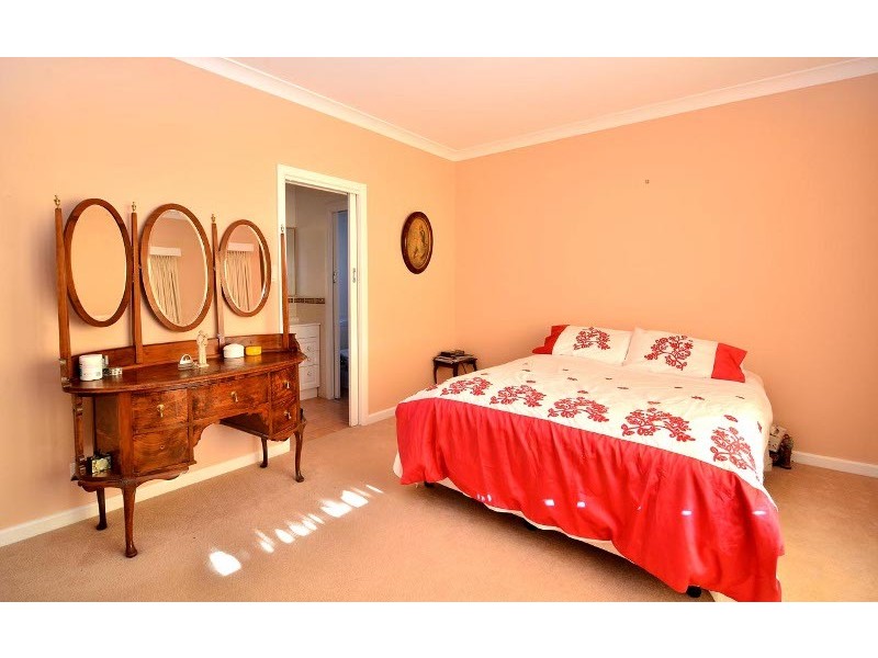 410 Percy Street, East Albury NSW 2640