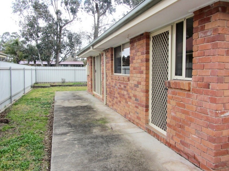 1/8A Adams Street, Jindera NSW 2642