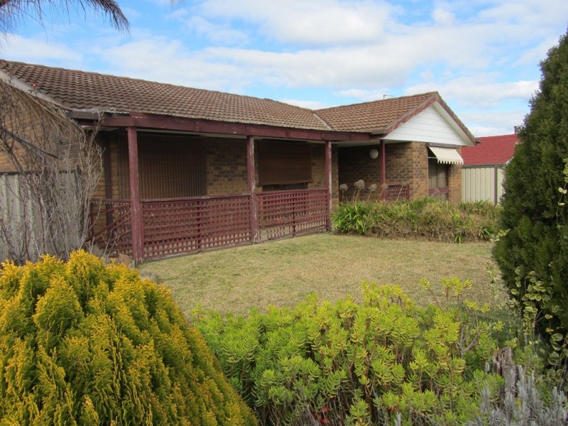 12 Jackling Drive, Lavington NSW 2641