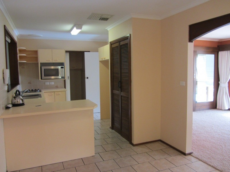 595 Regina Avenue, North Albury NSW 2640