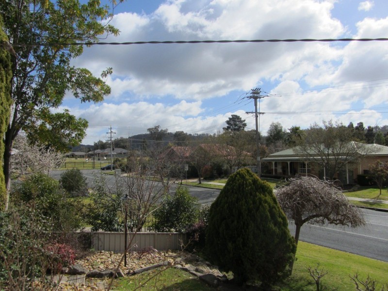 595 Regina Avenue, North Albury NSW 2640