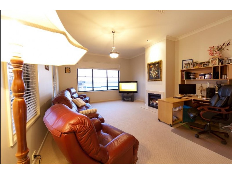 41 Gould Avenue, Albury NSW 2640