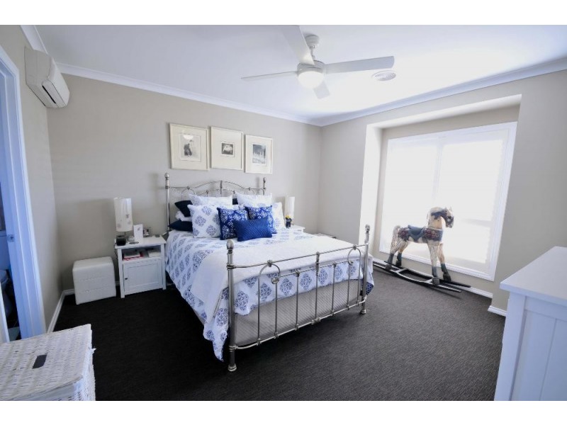 3 Rivergum Drive, East Albury NSW 2640