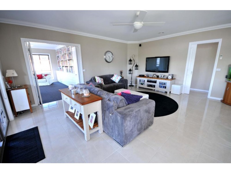 3 Rivergum Drive, East Albury NSW 2640