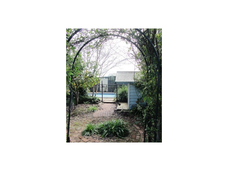 594 Heathwood Avenue, Lavington NSW 2641