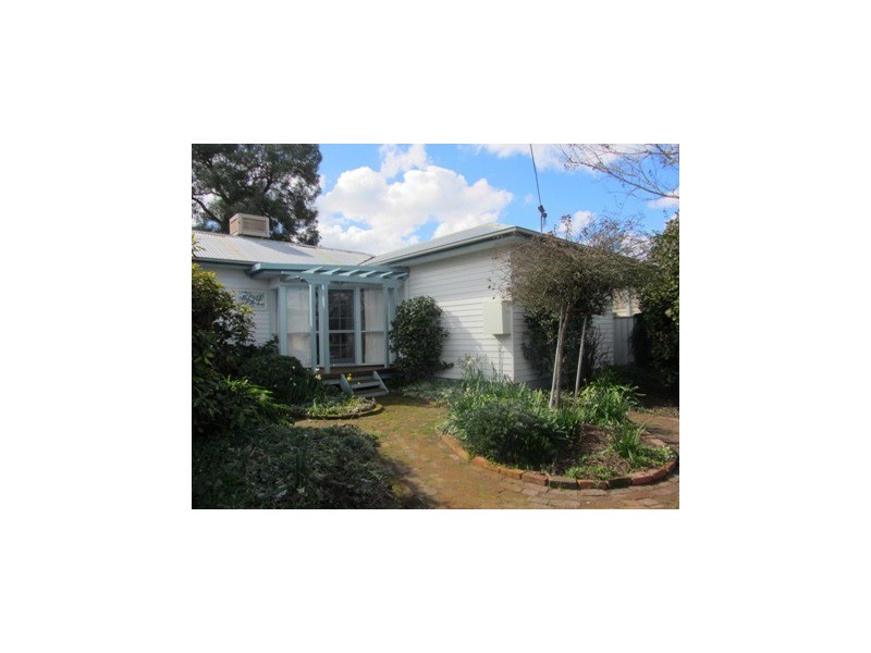 594 Heathwood Avenue, Lavington NSW 2641
