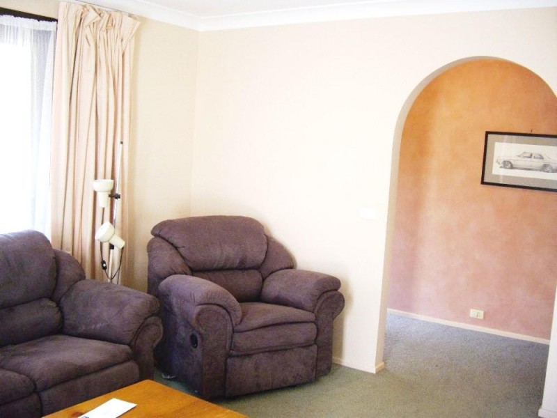 14 Algona Road, Springdale Heights NSW 2641