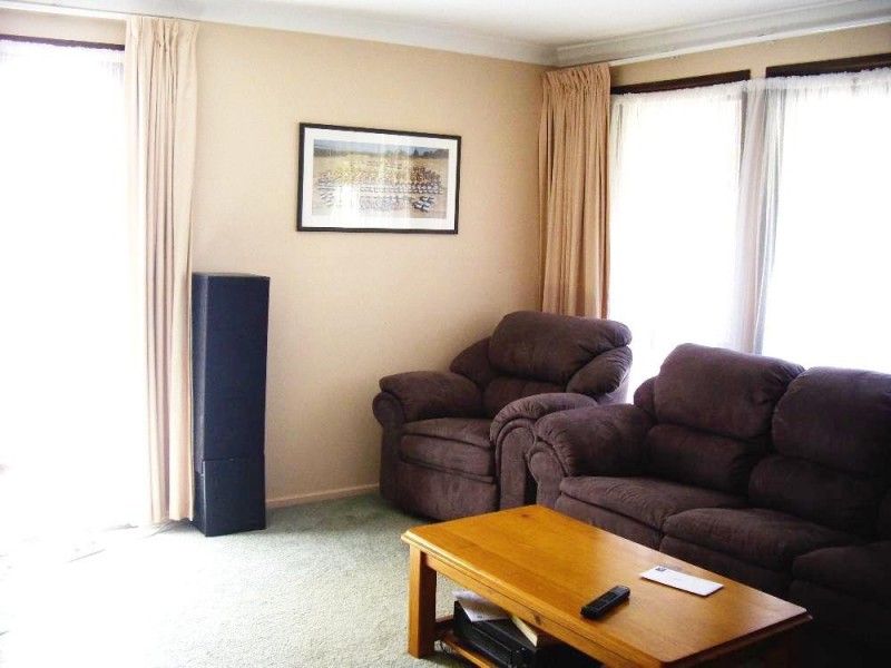 14 Algona Road, Springdale Heights NSW 2641