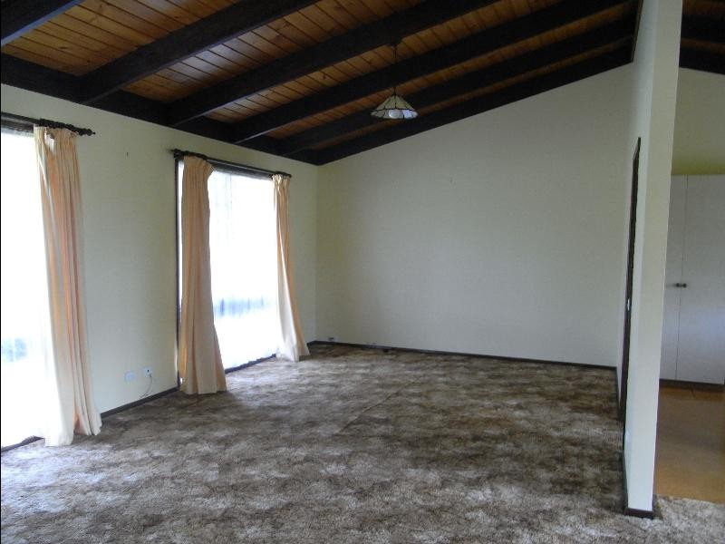 145 Bank Street, Howlong NSW 2643