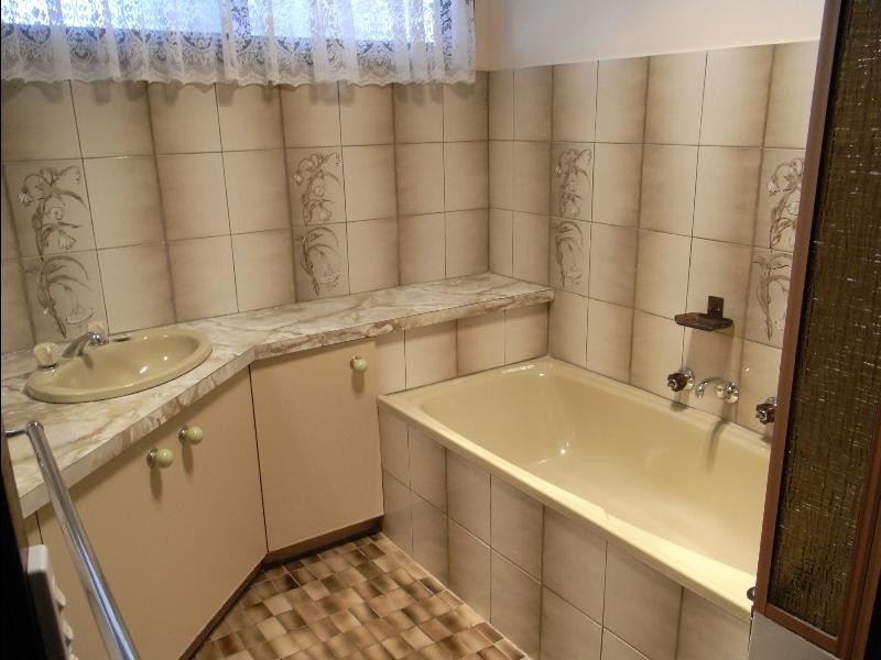 145 Bank Street, Howlong NSW 2643