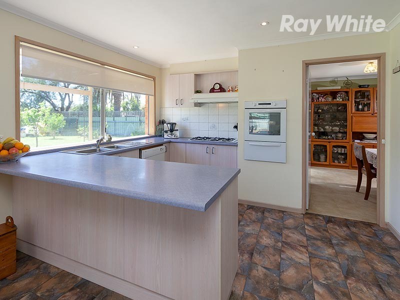8 Balfour Street, Culcairn NSW 2660