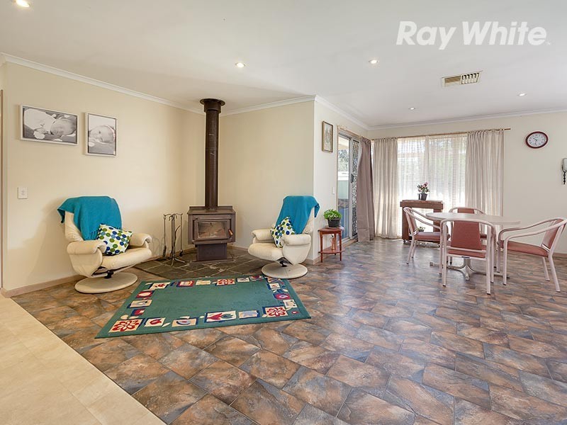 8 Balfour Street, Culcairn NSW 2660