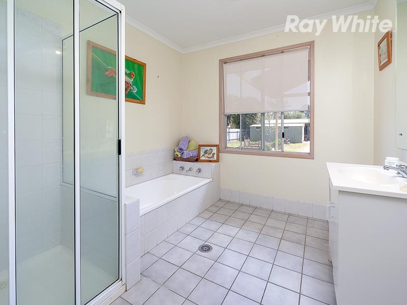 8 Balfour Street, Culcairn NSW 2660
