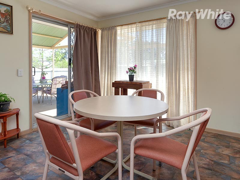 8 Balfour Street, Culcairn NSW 2660