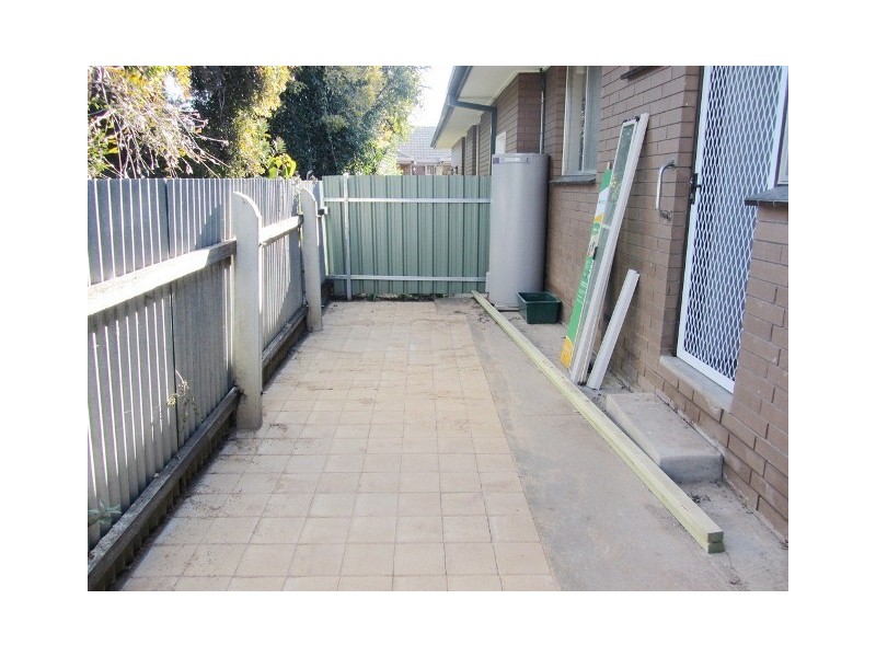 6/309 Moore Street, Lavington NSW 2641