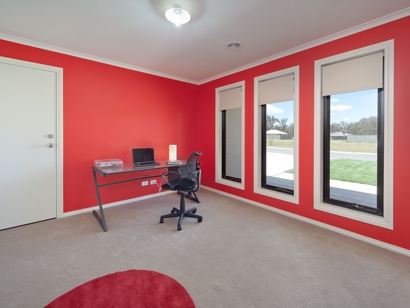 22 Oxford Street, Thurgoona NSW 2640
