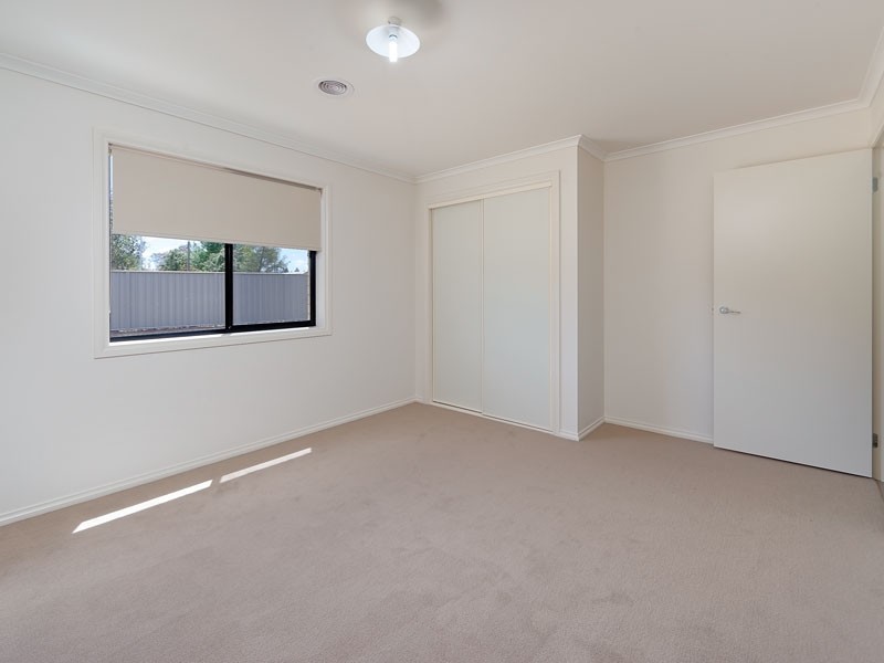 22 Oxford Street, Thurgoona NSW 2640