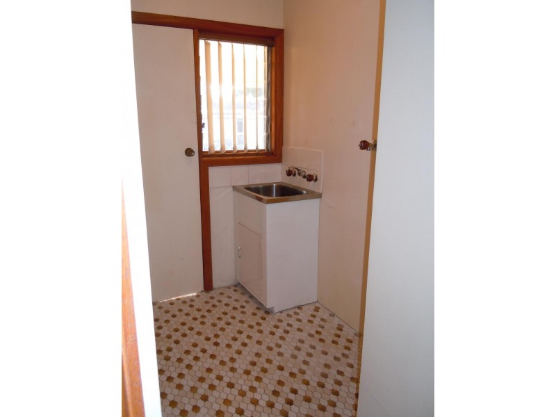 385 Dale Crescent, Lavington NSW 2641