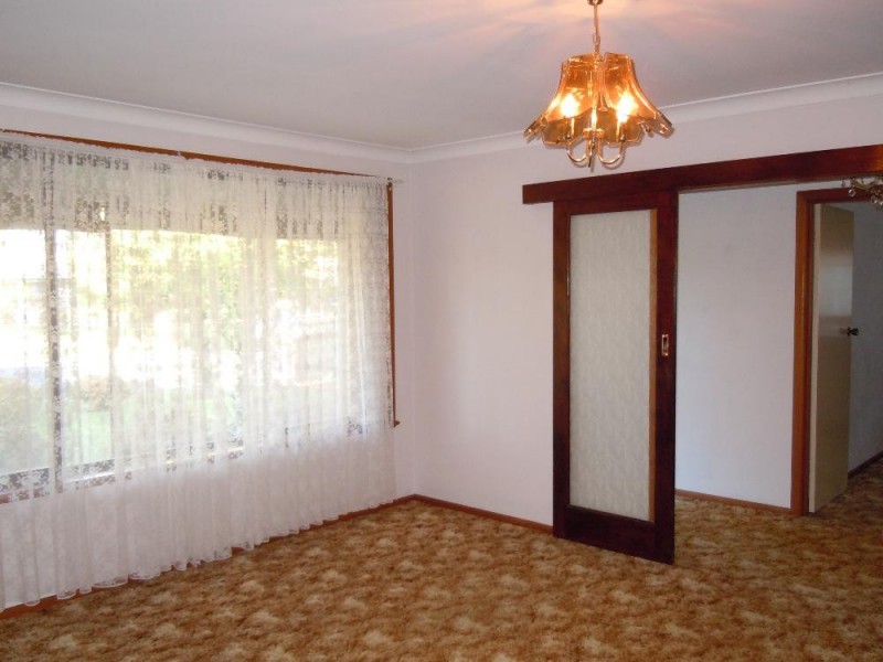 385 Dale Crescent, Lavington NSW 2641