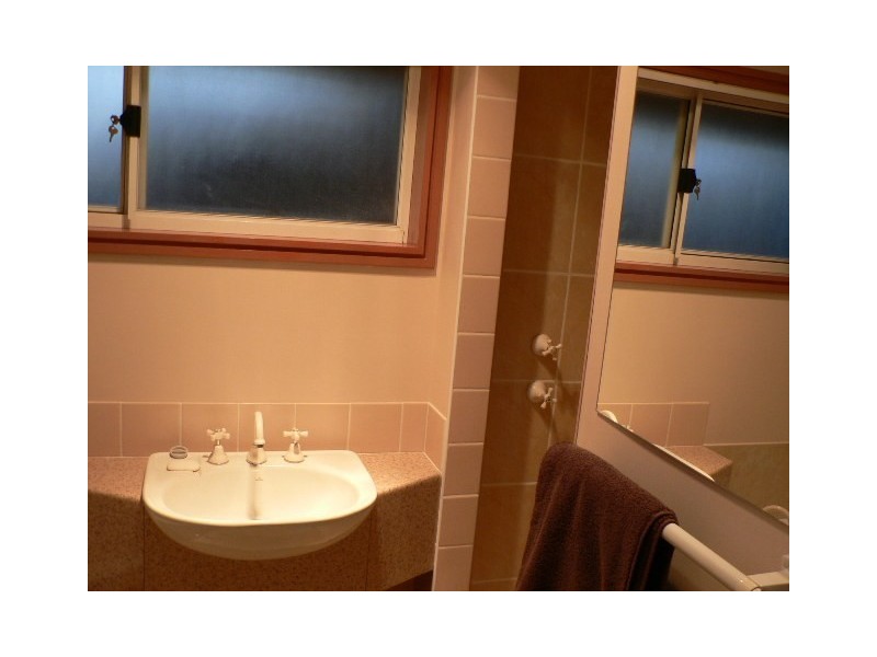 3 Buna Street, North Albury NSW 2640