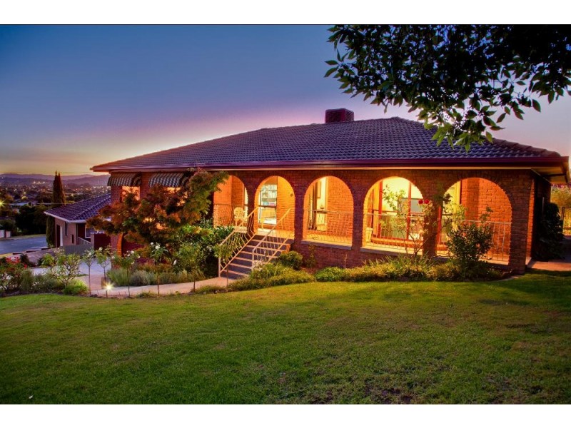 272 Cheyenne Drive (Paul Avenue), Lavington NSW 2641