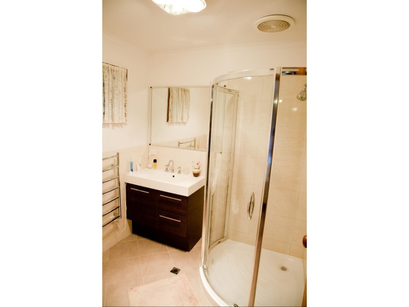 272 Cheyenne Drive (Paul Avenue), Lavington NSW 2641