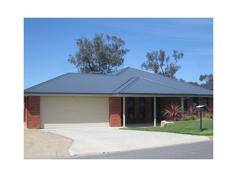 19 Redbox Drive, Thurgoona NSW 2640