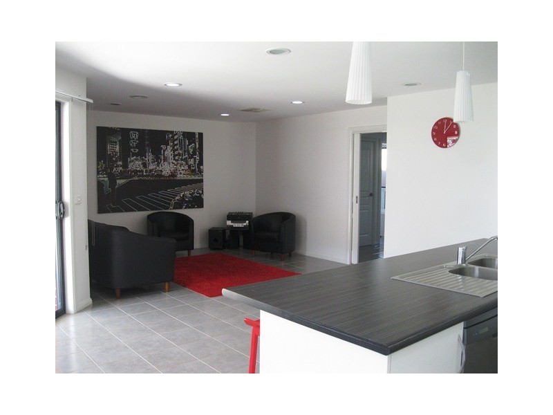 19 Redbox Drive, Thurgoona NSW 2640