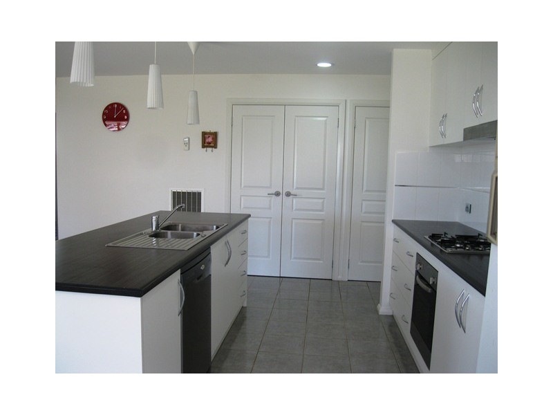 19 Redbox Drive, Thurgoona NSW 2640