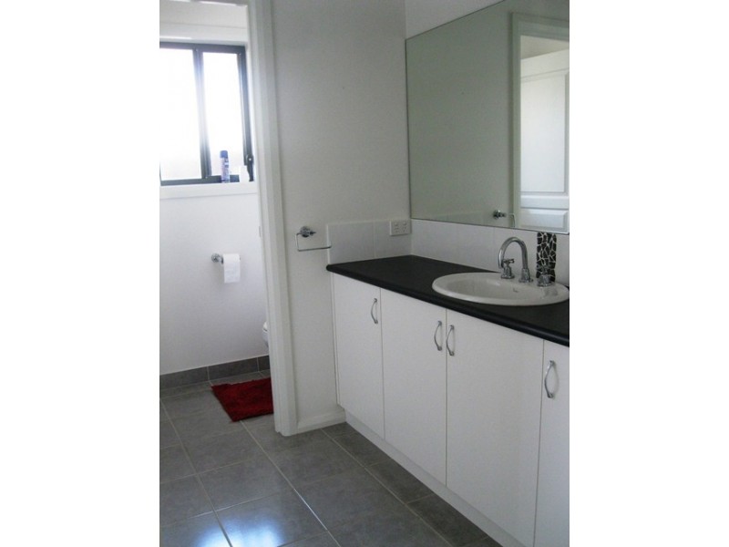 19 Redbox Drive, Thurgoona NSW 2640