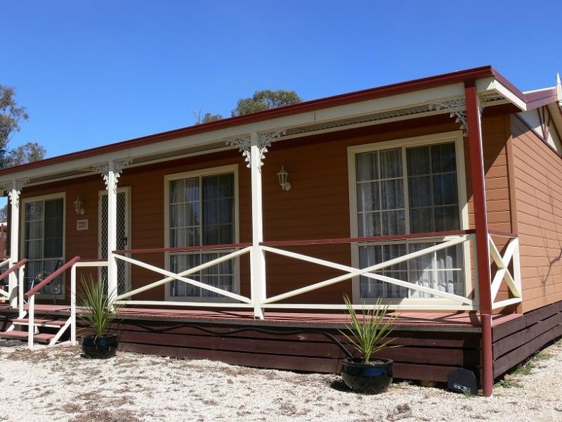 15 Murray Valley Highway, Rutherglen VIC 3685