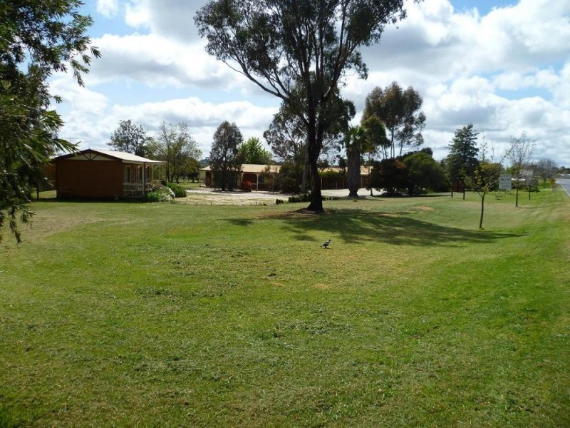 15 Murray Valley Highway, Rutherglen VIC 3685