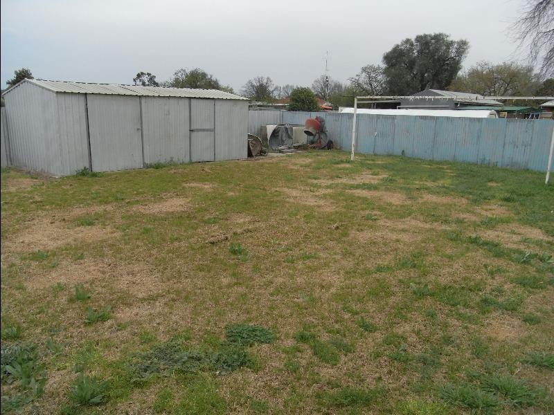 2/52-54 Hawkins Street, Howlong NSW 2643