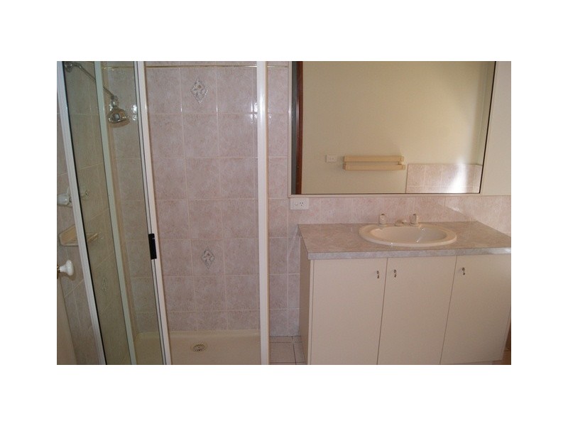 15 Orchard Way Hamilton Valley, Lavington NSW 2641