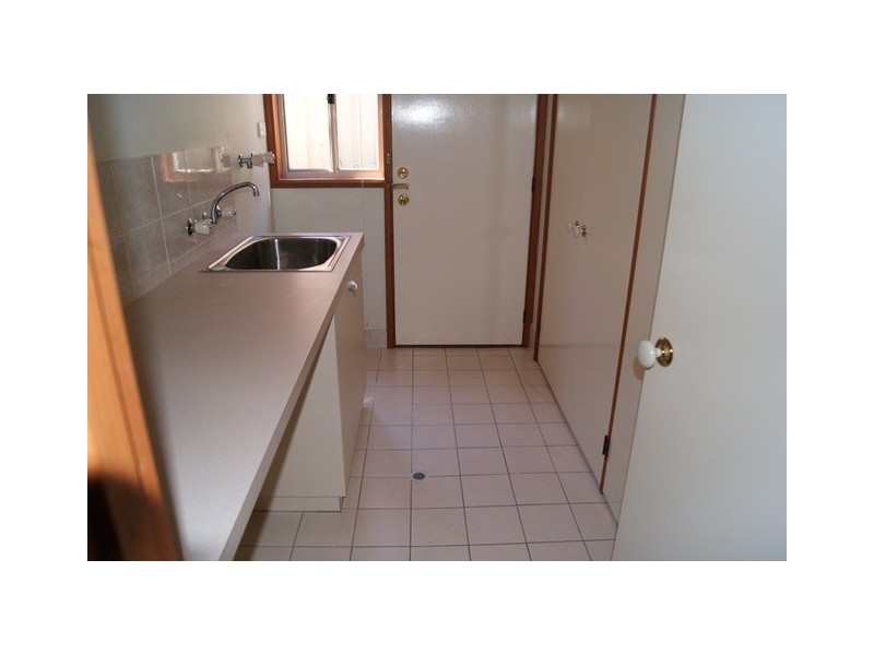 15 Orchard Way Hamilton Valley, Lavington NSW 2641