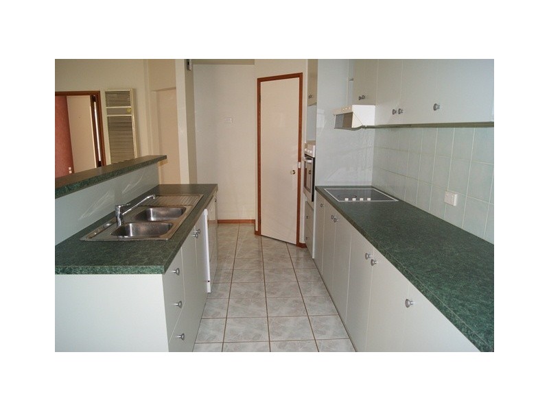 15 Orchard Way Hamilton Valley, Lavington NSW 2641