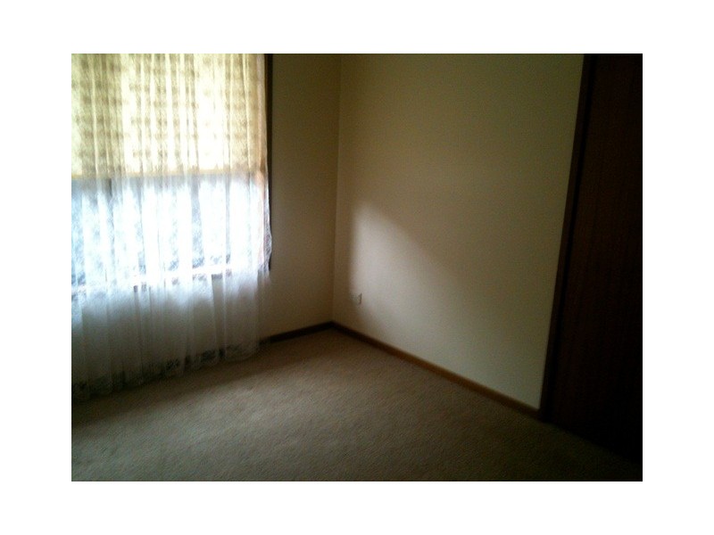 21 Neptune Drive, Lavington NSW 2641