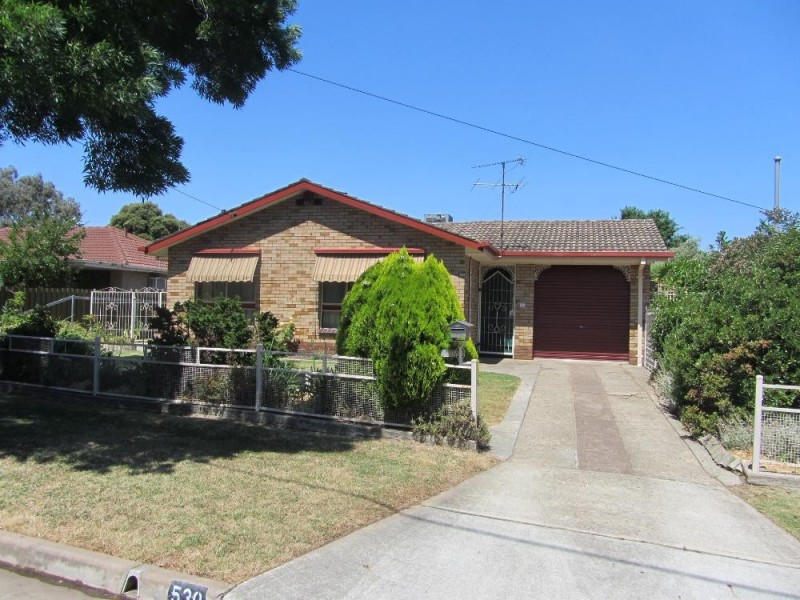 530 Margaret Place, Lavington NSW 2641
