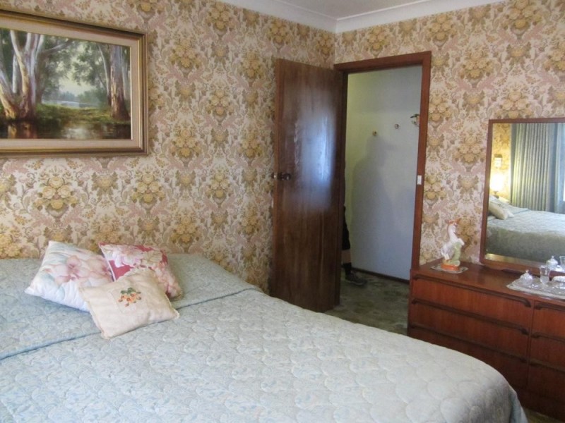 530 Margaret Place, Lavington NSW 2641