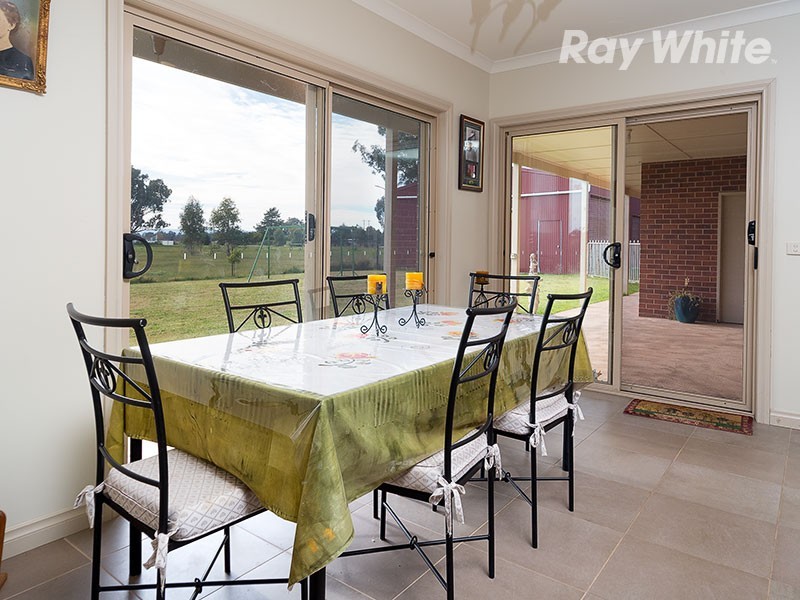 11 Sullivans Drive, Jindera NSW 2642