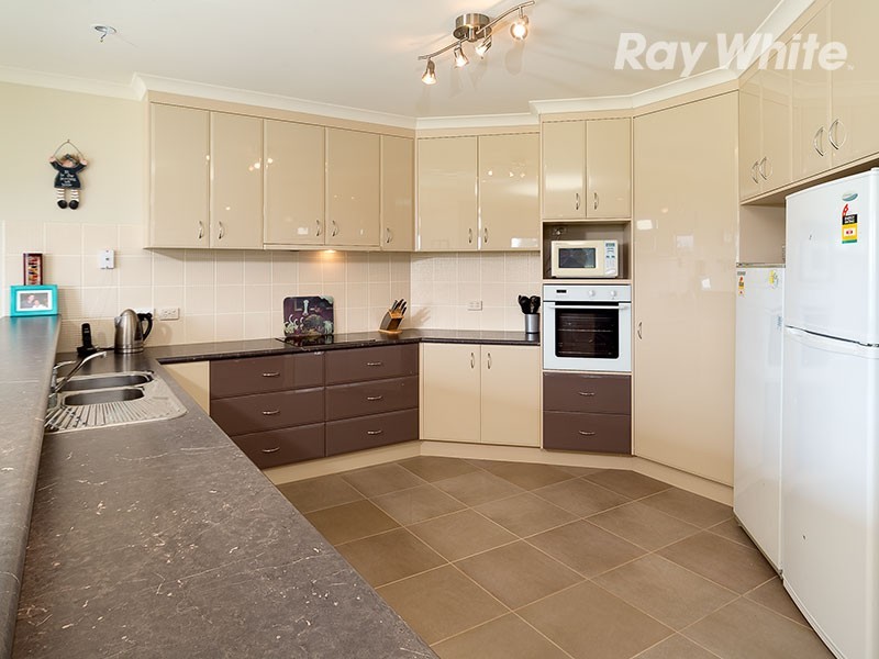 11 Sullivans Drive, Jindera NSW 2642