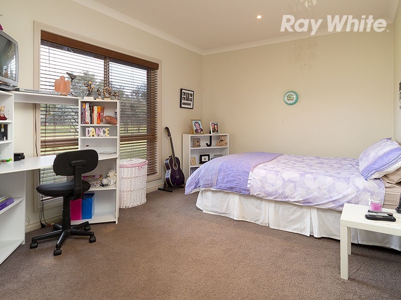 11 Sullivans Drive, Jindera NSW 2642