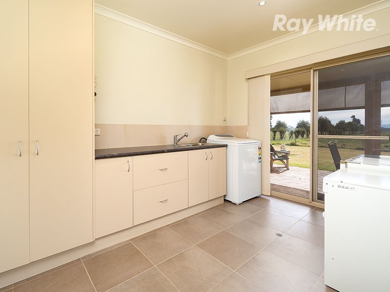 11 Sullivans Drive, Jindera NSW 2642