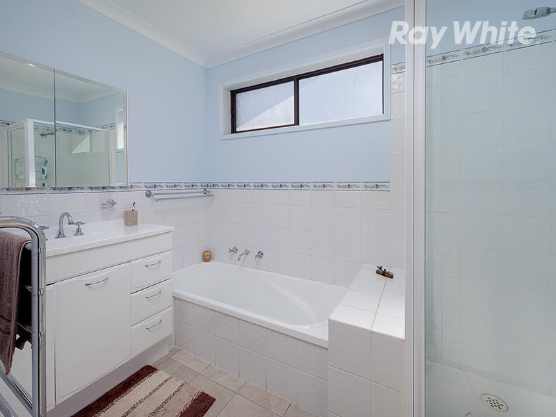 83 Pell Street, Howlong NSW 2643