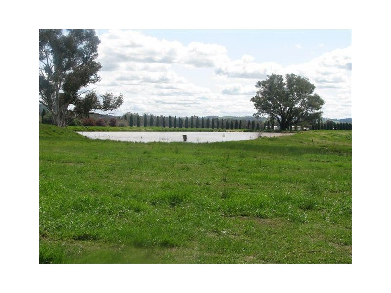 11 Range View Drive (Off Hawthorn Road), Jindera NSW 2642